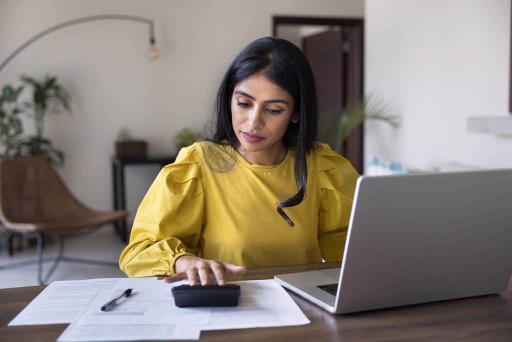 woman-preparing-taxes